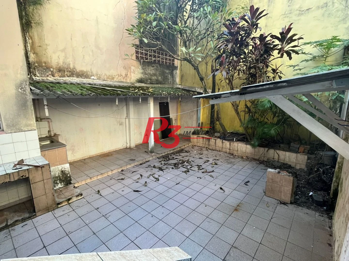 Casa com 3 dormitórios para alugar, 218 m² por R$ 8.565,24/mês - Embaré - Santos/SP