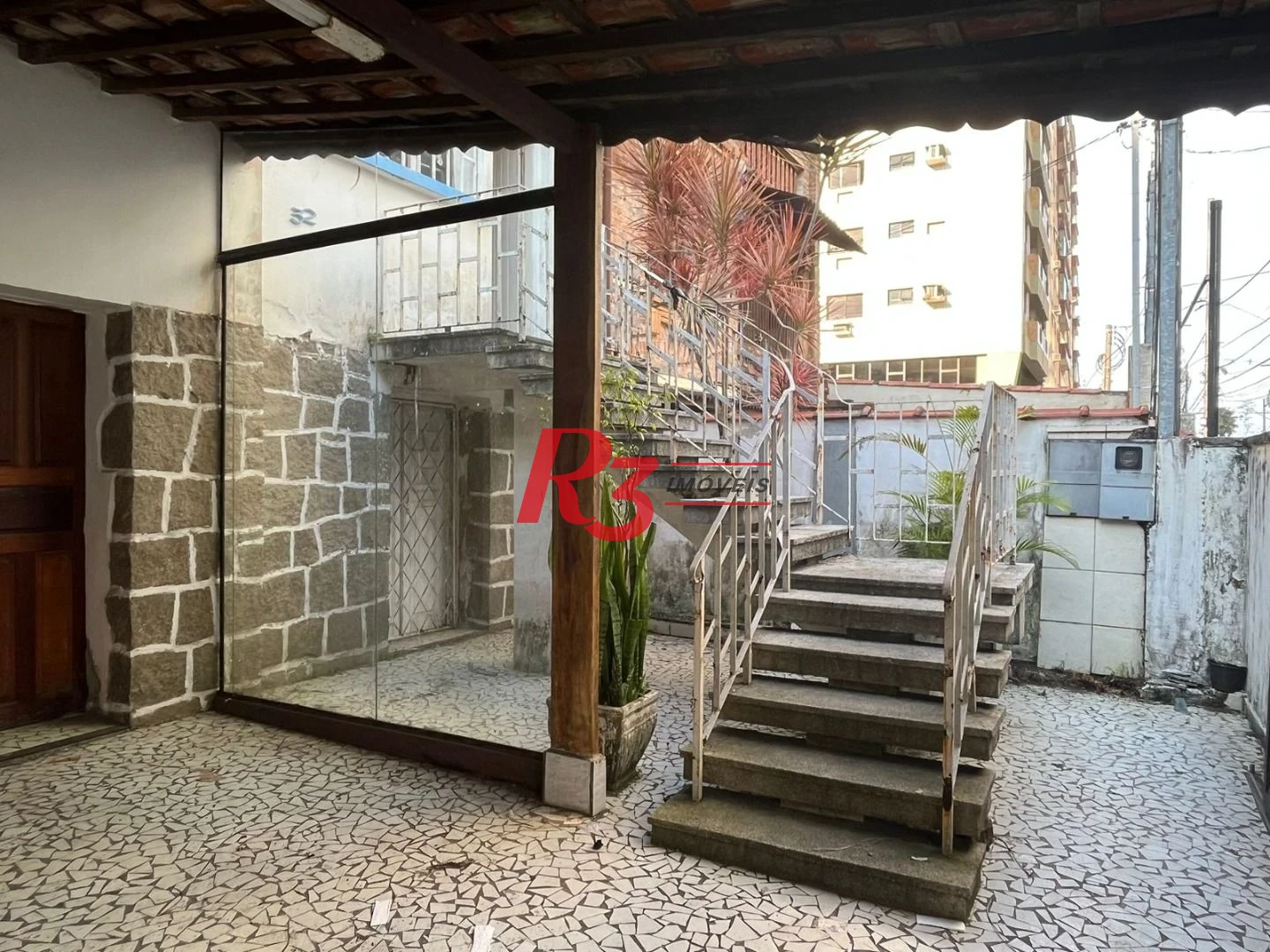 Casa com 3 dormitórios para alugar, 218 m² por R$ 8.565,24/mês - Embaré - Santos/SP