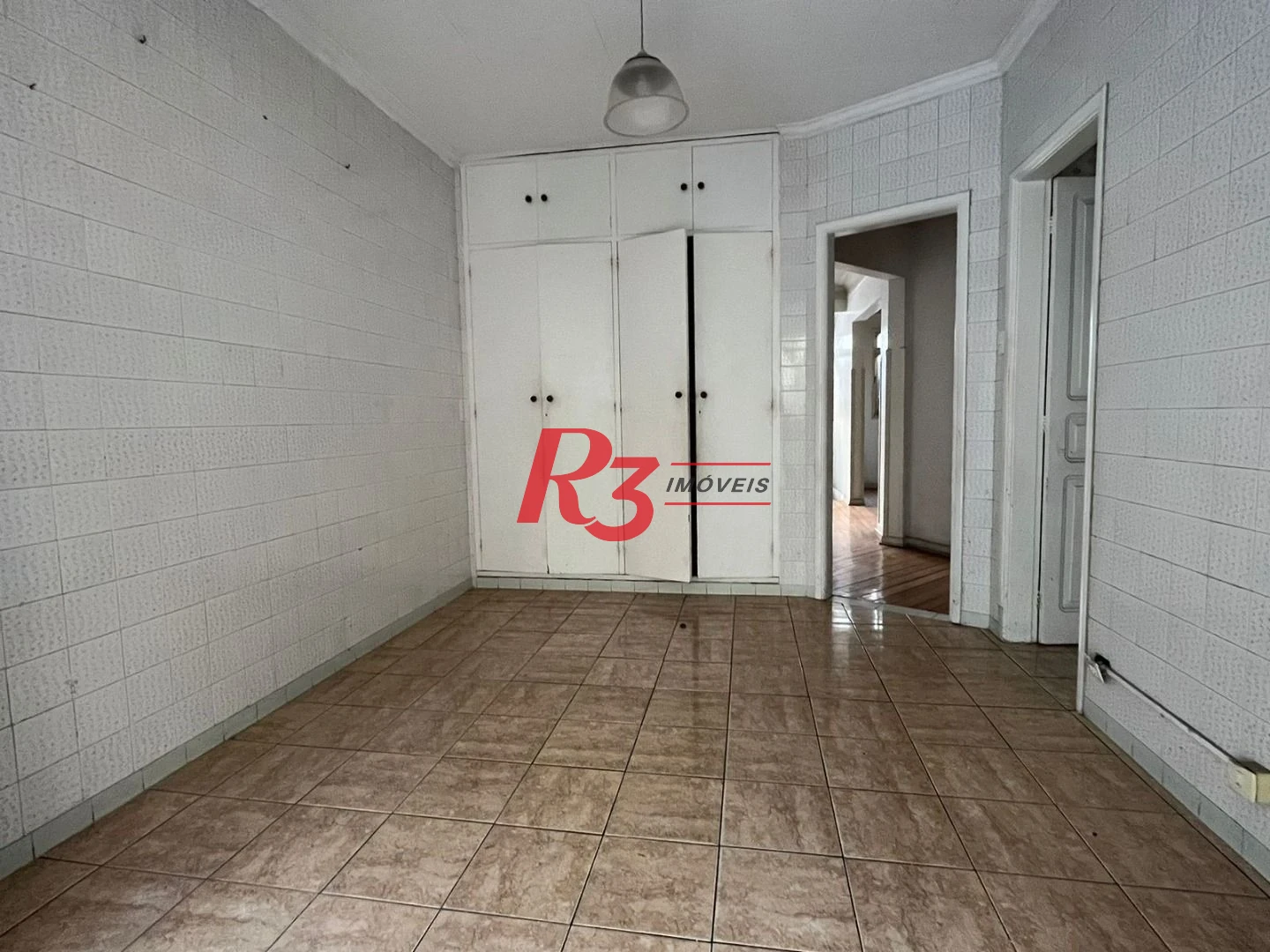 Casa com 3 dormitórios para alugar, 218 m² por R$ 8.565,24/mês - Embaré - Santos/SP