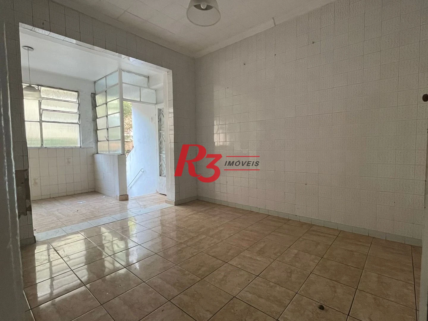 Casa com 3 dormitórios para alugar, 218 m² por R$ 8.565,24/mês - Embaré - Santos/SP