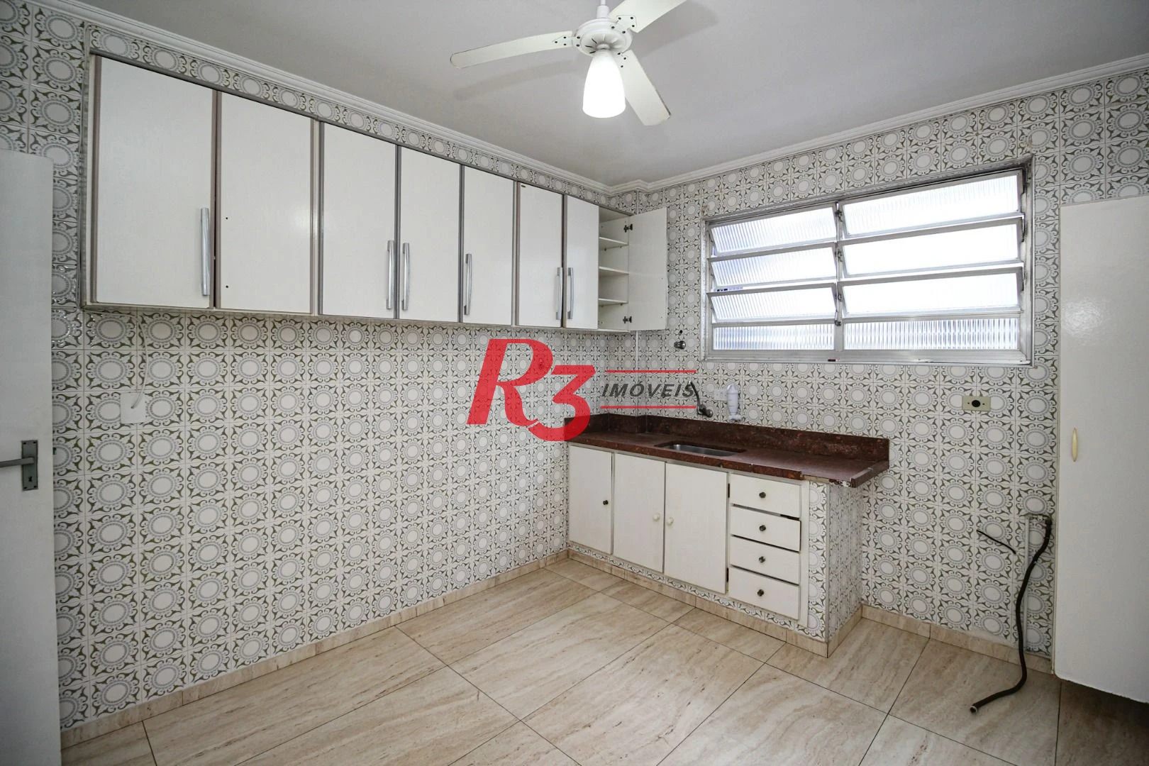 Apartamento com 3 quartos à venda, 108 m² por R$ 665.000 - Embaré - Santos/SP