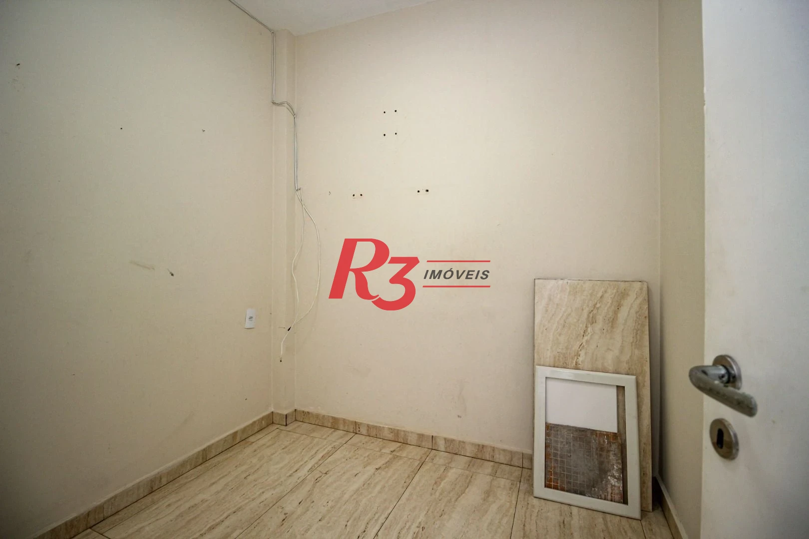 Apartamento com 3 quartos à venda, 108 m² por R$ 665.000 - Embaré - Santos/SP