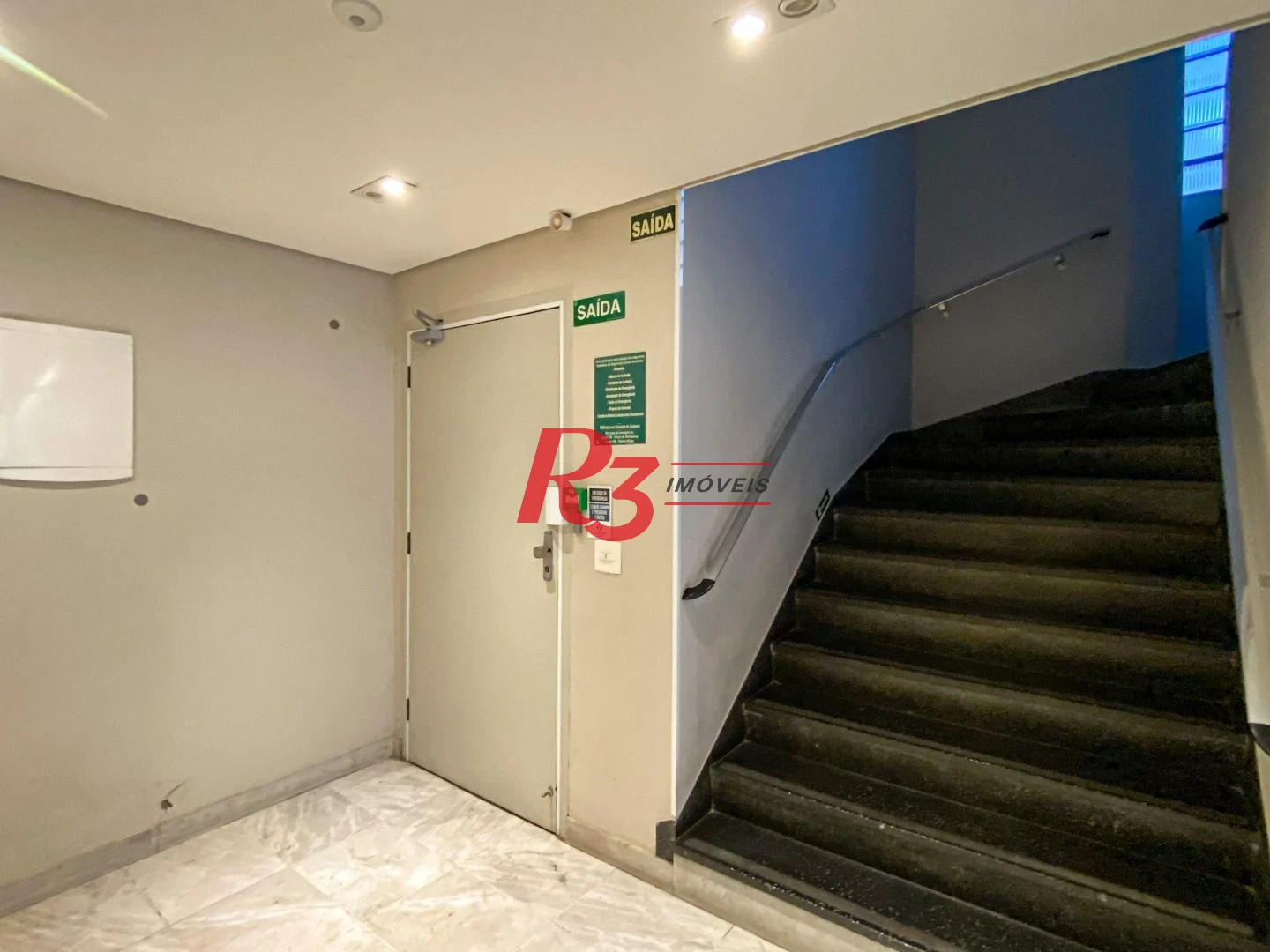 Apartamento com 3 quartos à venda, 108 m² por R$ 665.000 - Embaré - Santos/SP