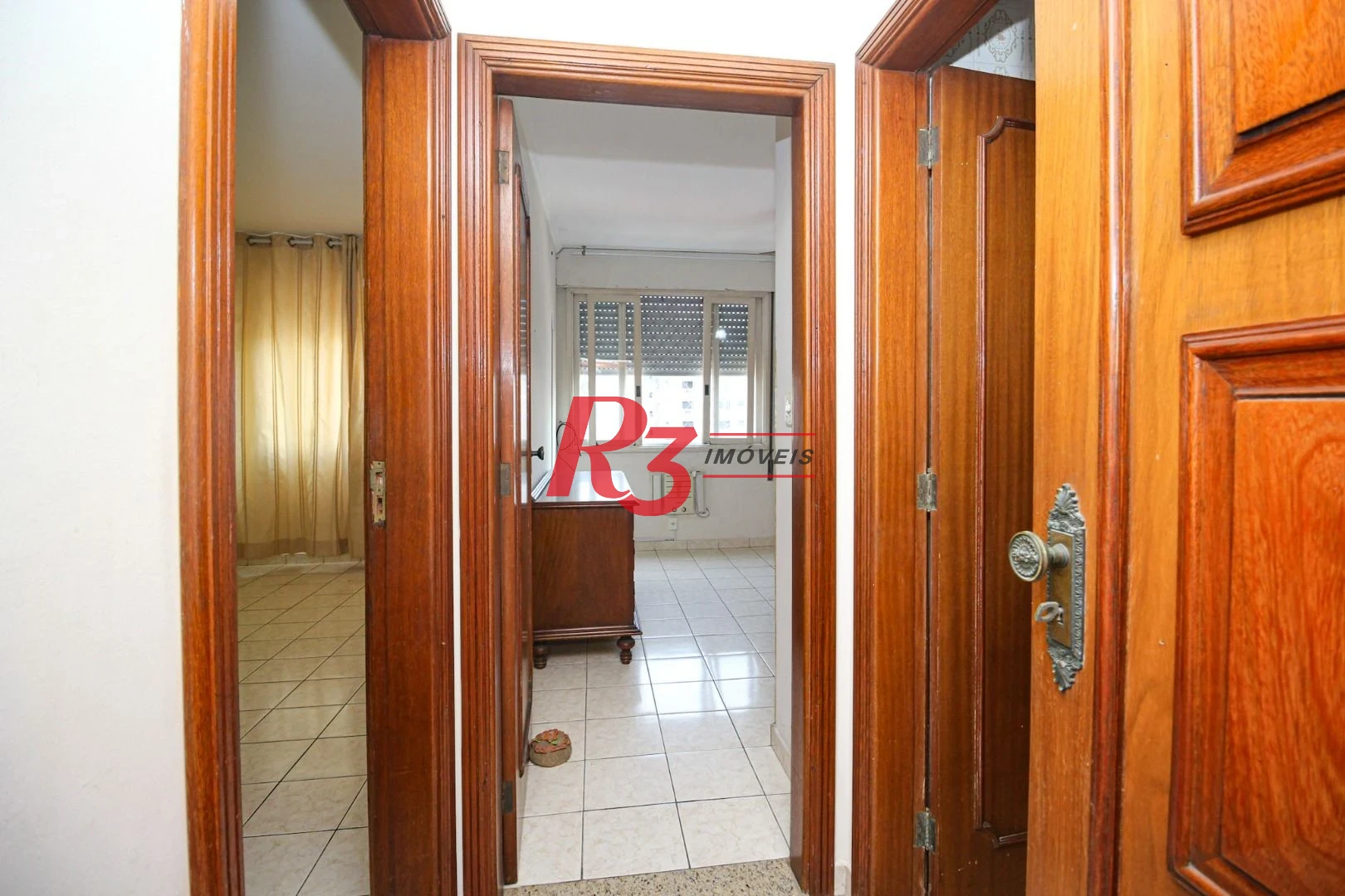 Apartamento com 3 quartos à venda, 108 m² por R$ 665.000 - Embaré - Santos/SP