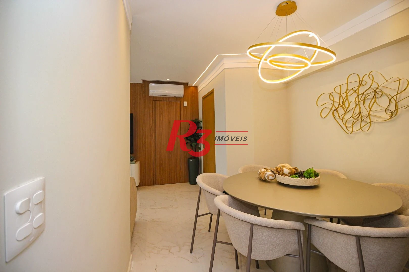 Apartamento com 3 dormitórios à venda, 101 m² por R$ 2.200.000,00 - Gonzaga - Santos/SP