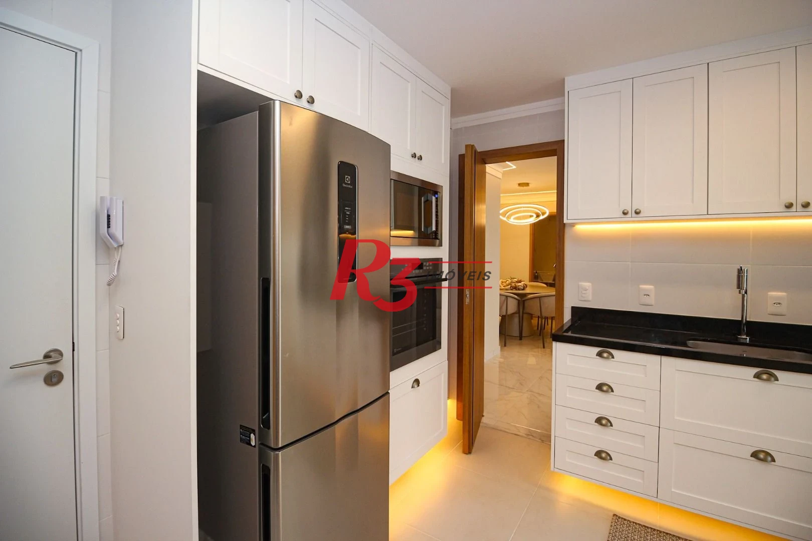 Apartamento com 3 dormitórios à venda, 101 m² por R$ 2.200.000,00 - Gonzaga - Santos/SP