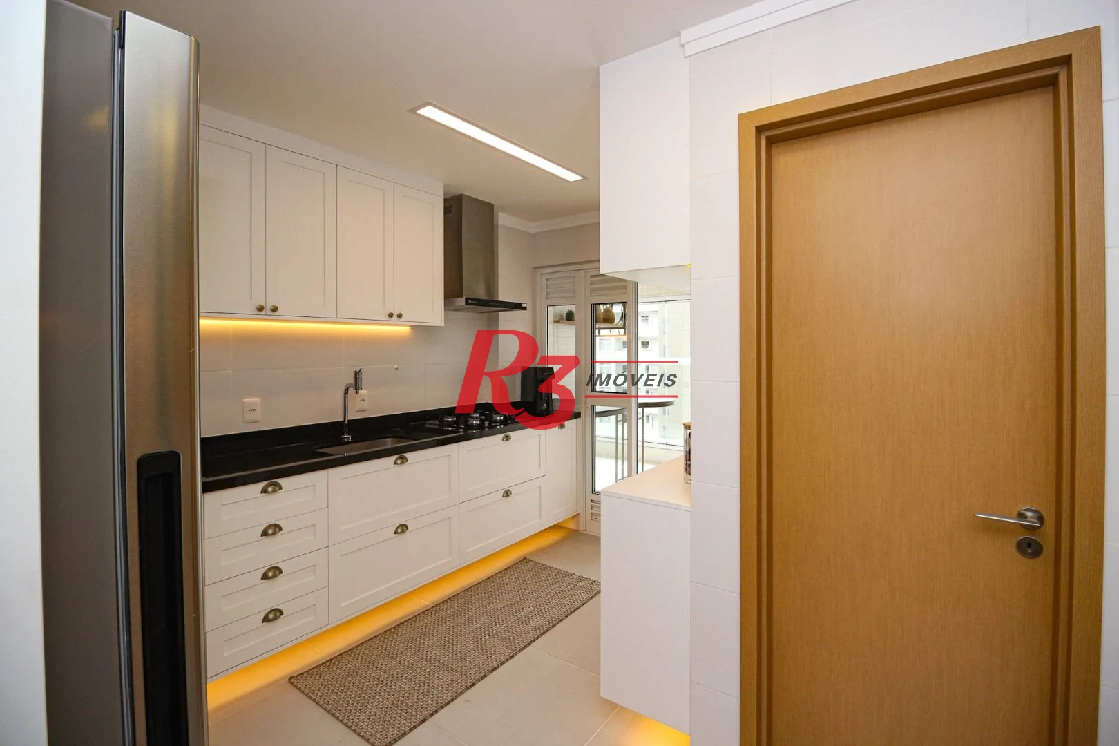 Apartamento com 3 dormitórios à venda, 101 m² por R$ 2.200.000,00 - Gonzaga - Santos/SP