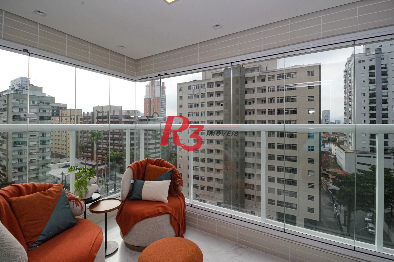 Apartamento com 3 dormitórios à venda, 101 m² por R$ 2.200.000,00 - Gonzaga - Santos/SP