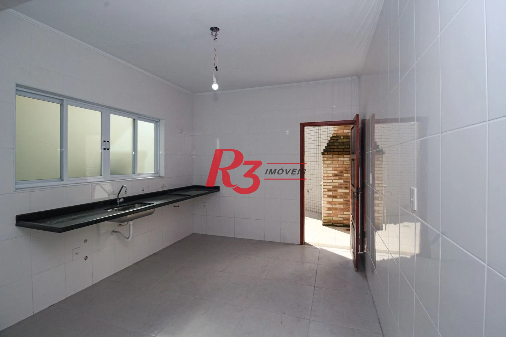 Casa com 4 dormitórios à venda, 170 m² por R$ 1.100.000,00 - Vila Belmiro - Santos/SP