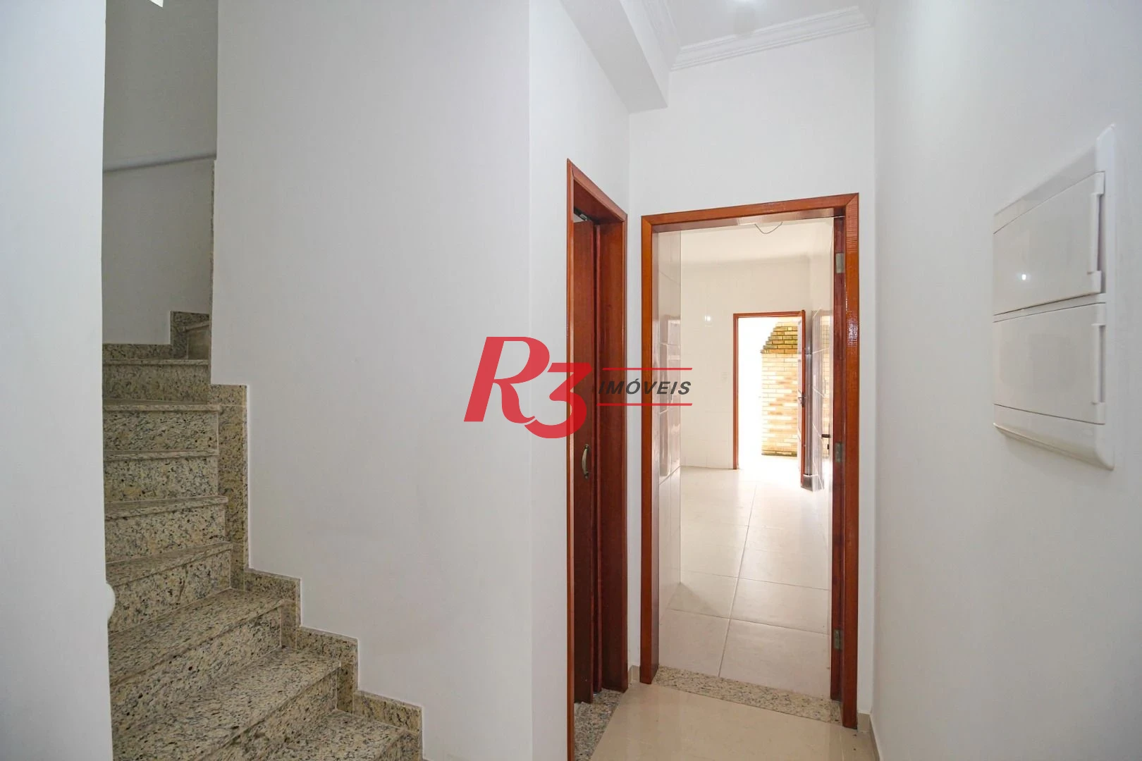 Casa com 4 dormitórios à venda, 170 m² por R$ 1.100.000,00 - Vila Belmiro - Santos/SP