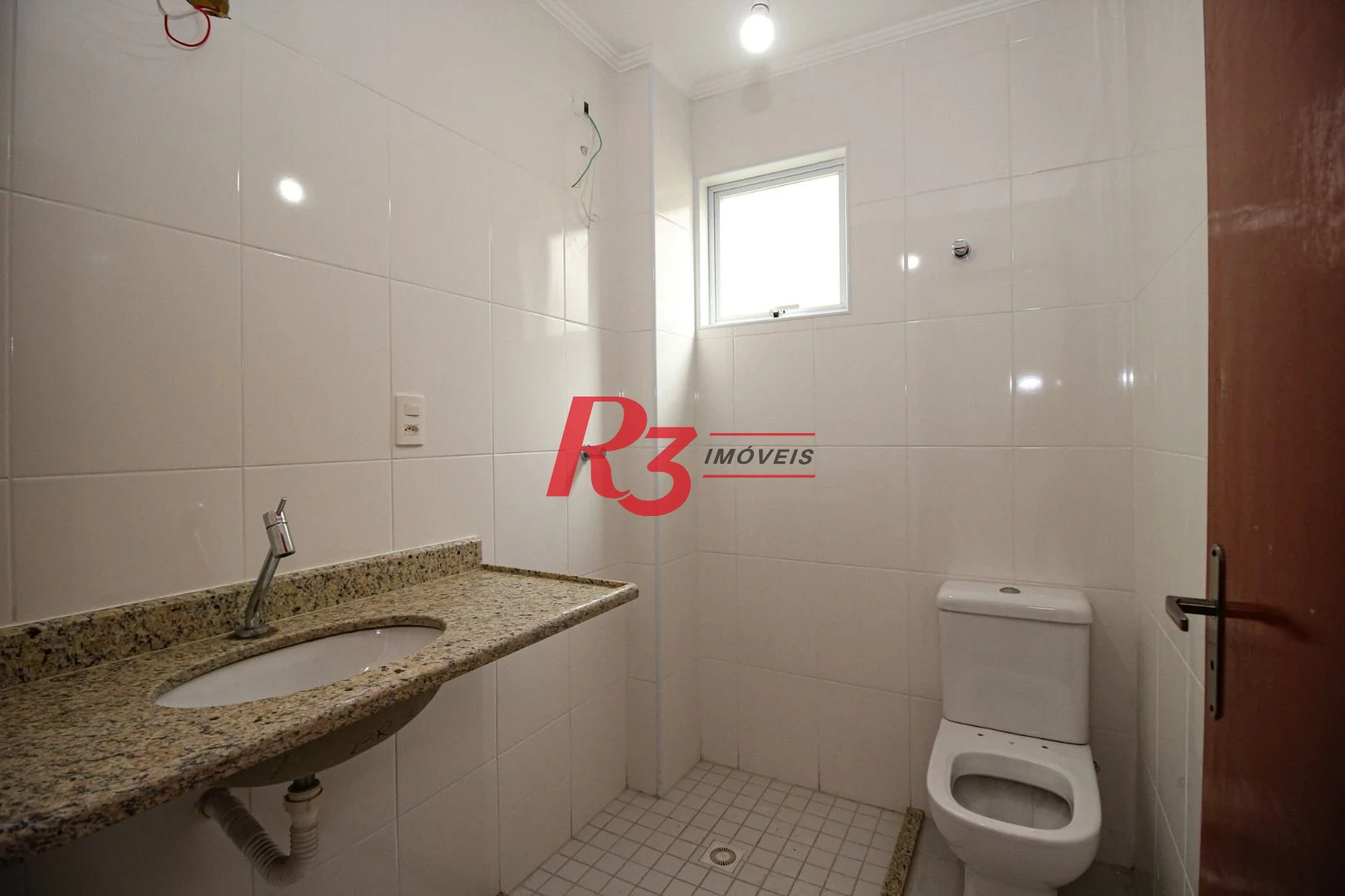 Casa com 4 dormitórios à venda, 170 m² por R$ 1.100.000,00 - Vila Belmiro - Santos/SP