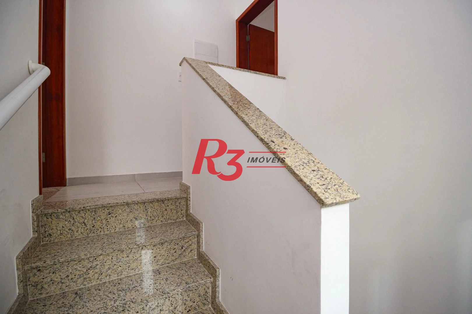 Casa com 4 dormitórios à venda, 170 m² por R$ 1.100.000,00 - Vila Belmiro - Santos/SP