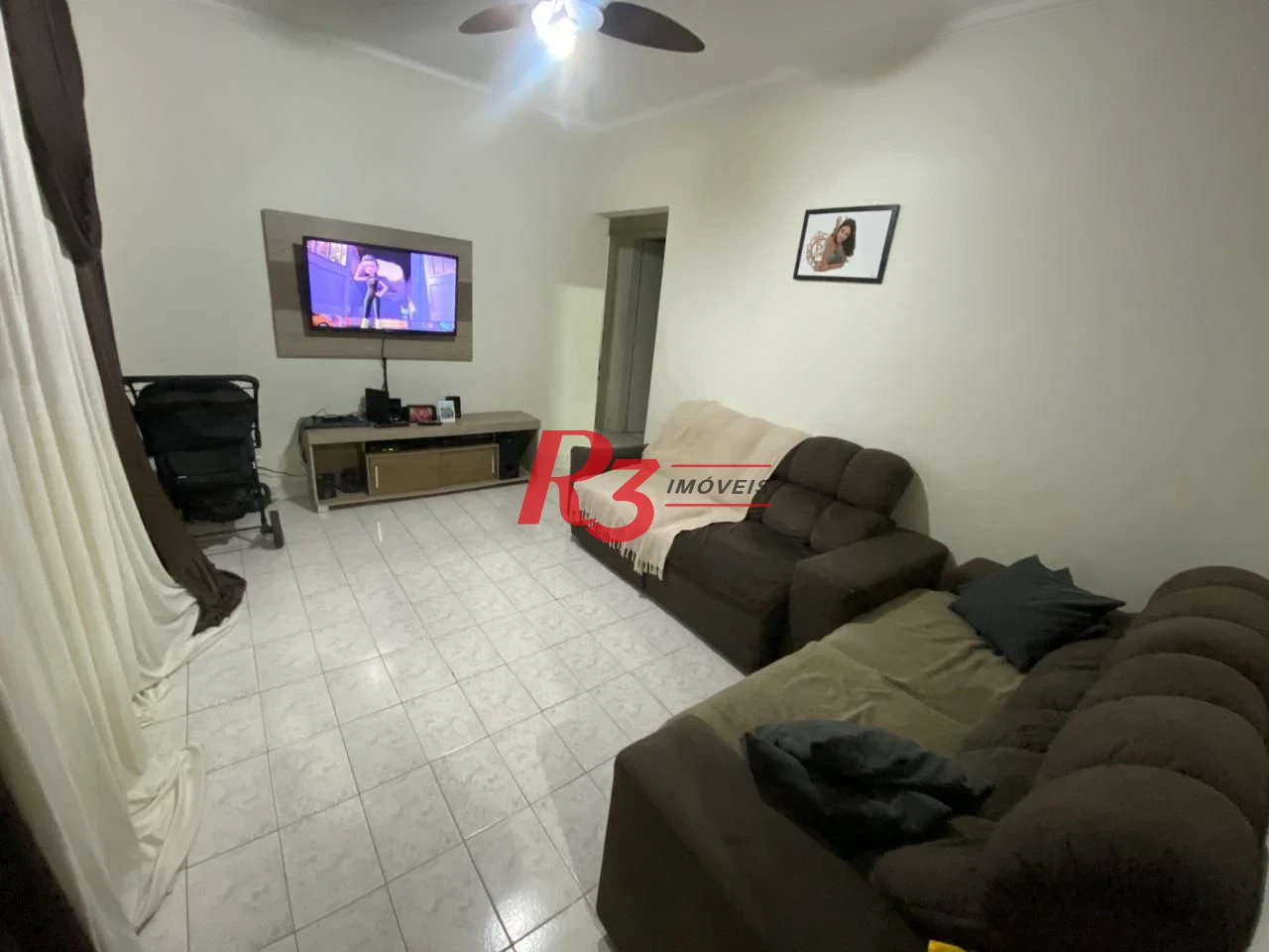 Apartamento de 2 quartos no Embaré