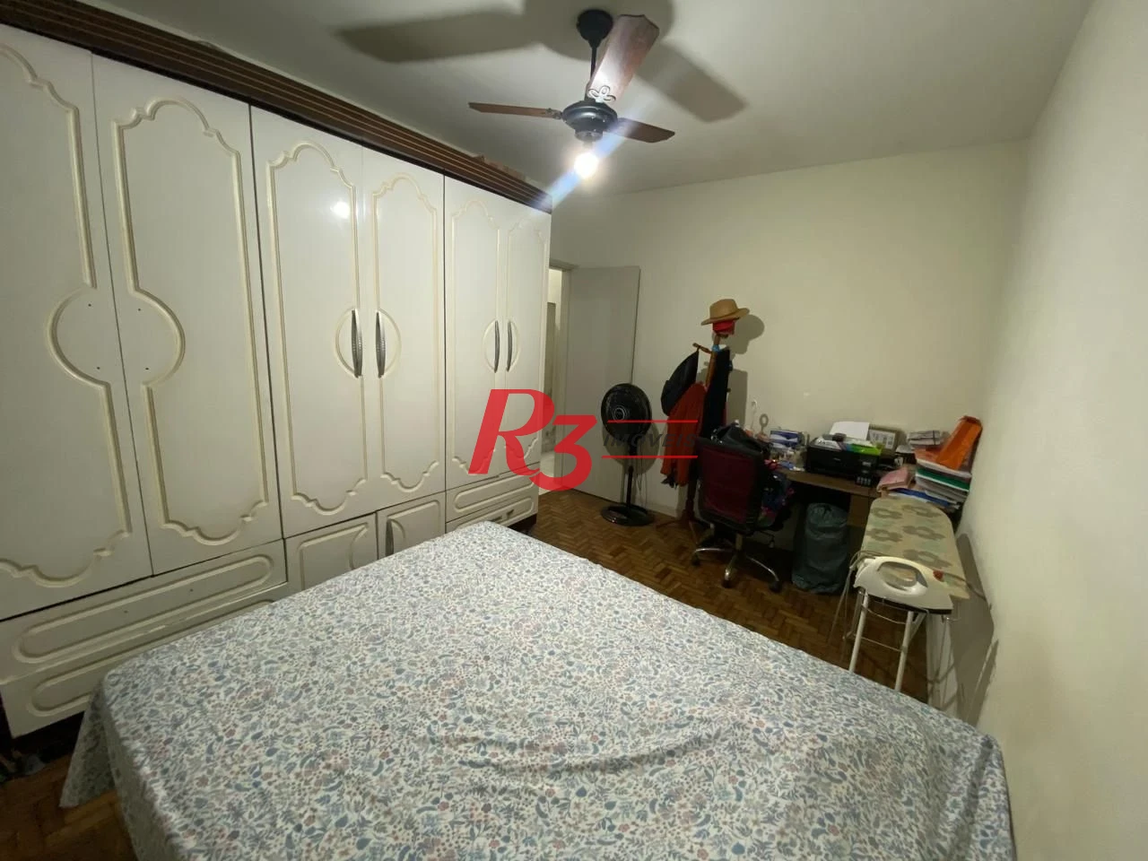 Apartamento de 2 quartos no Embaré
