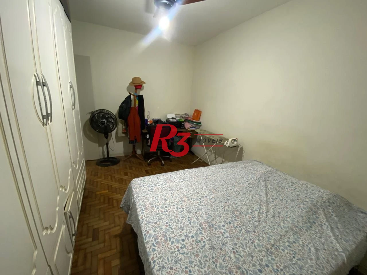 Apartamento de 2 quartos no Embaré