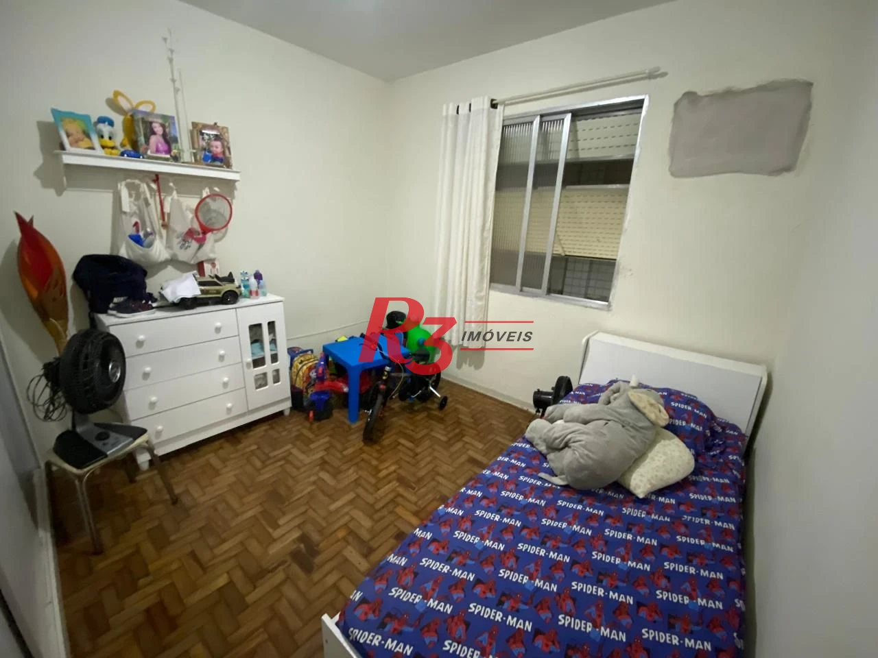 Apartamento de 2 quartos no Embaré