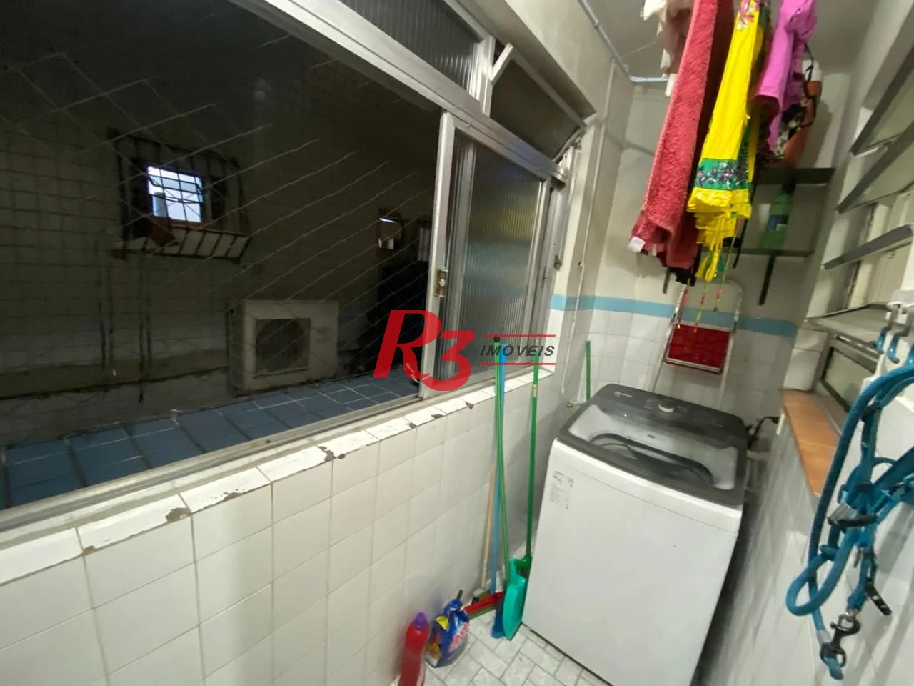 Apartamento de 2 quartos no Embaré