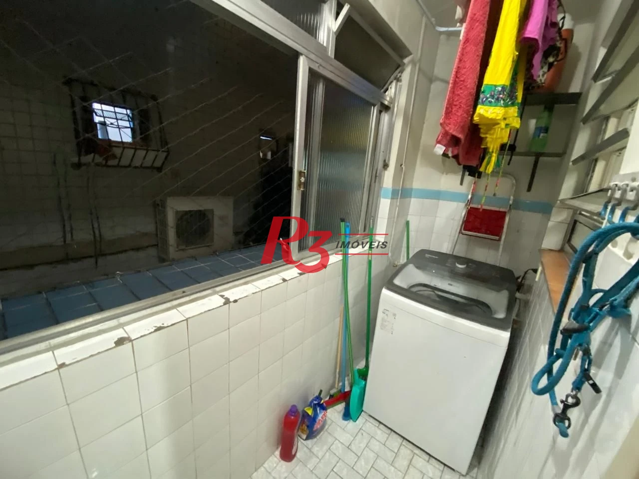 Apartamento de 2 quartos no Embaré