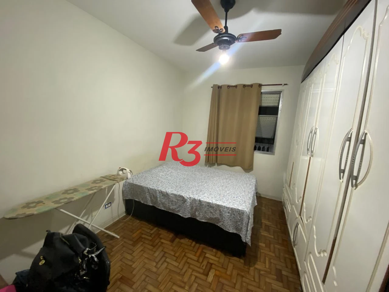 Apartamento de 2 quartos no Embaré