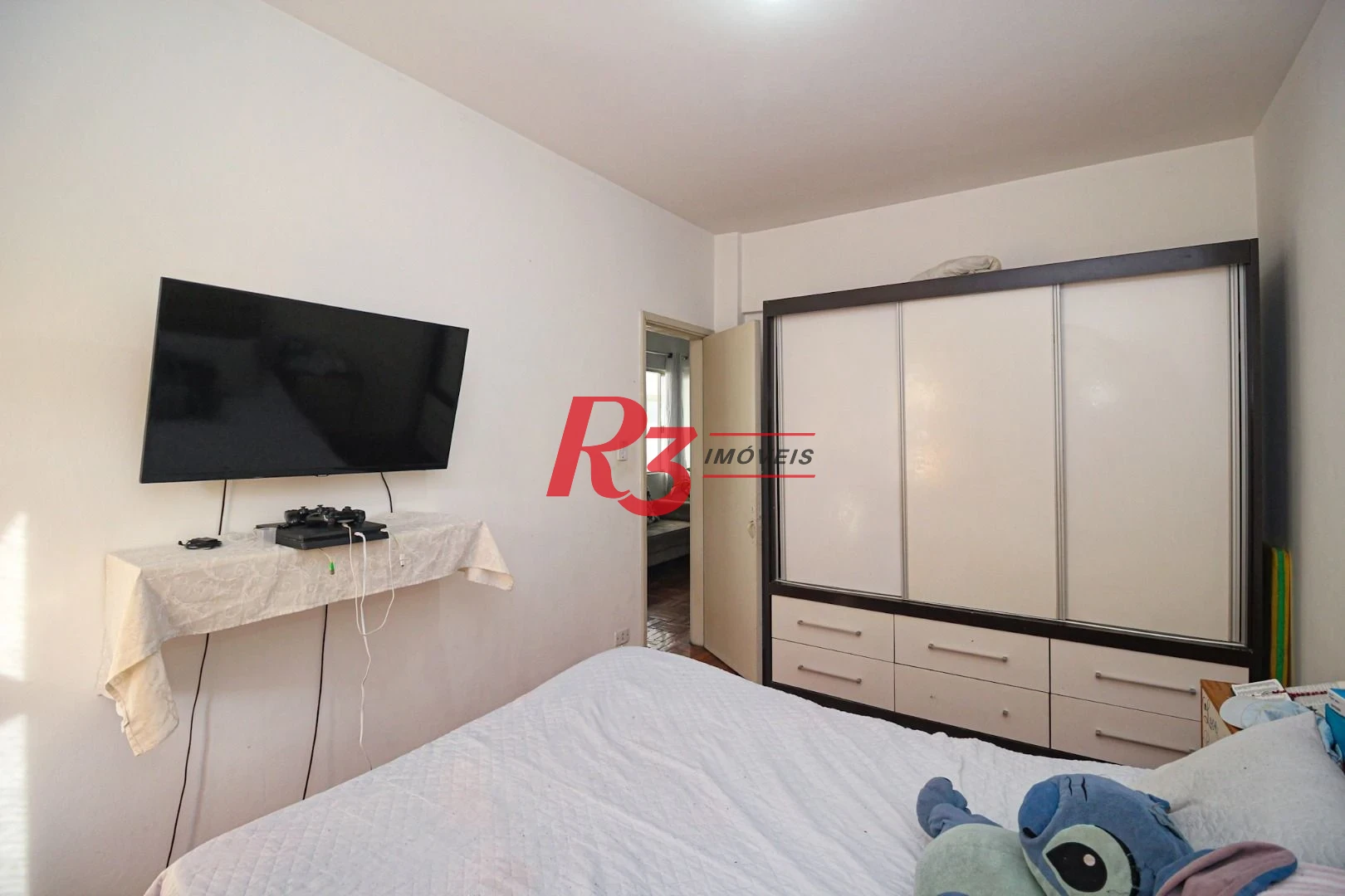 Apartamento com 2 dormitórios à venda, 84 m² por R$ 405.000,00 - Encruzilhada - Santos/SP