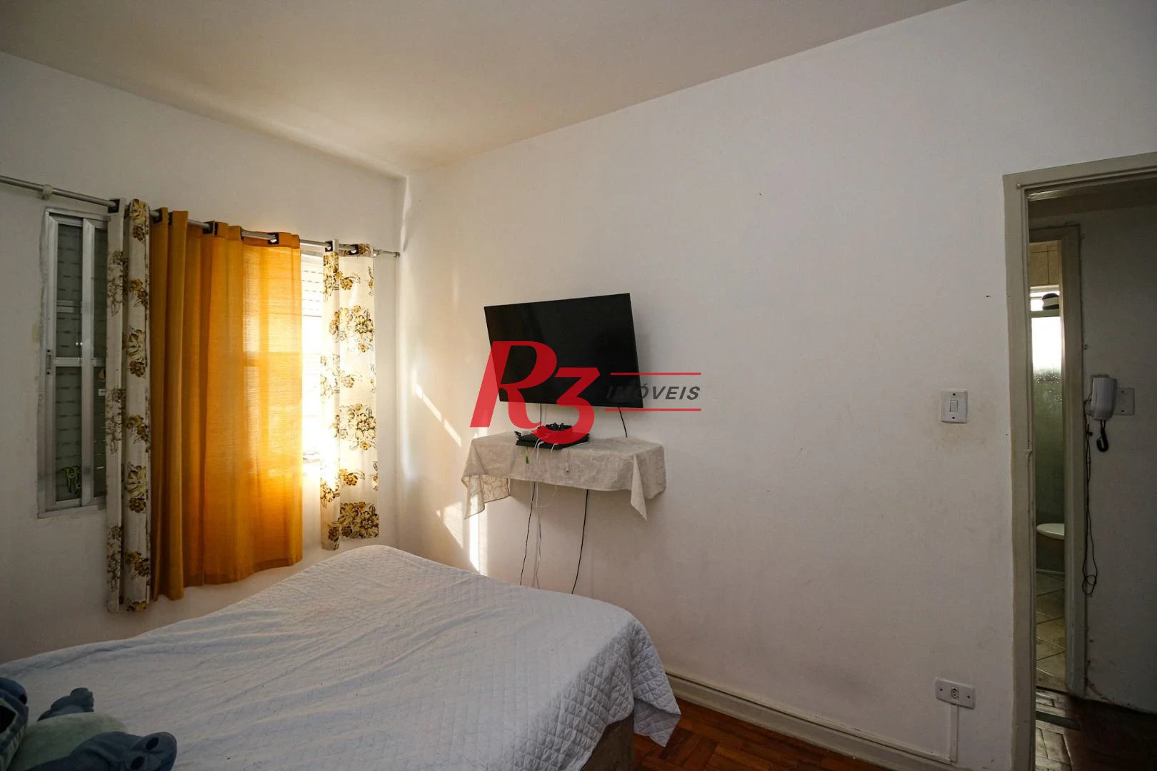 Apartamento com 2 dormitórios à venda, 84 m² por R$ 405.000,00 - Encruzilhada - Santos/SP