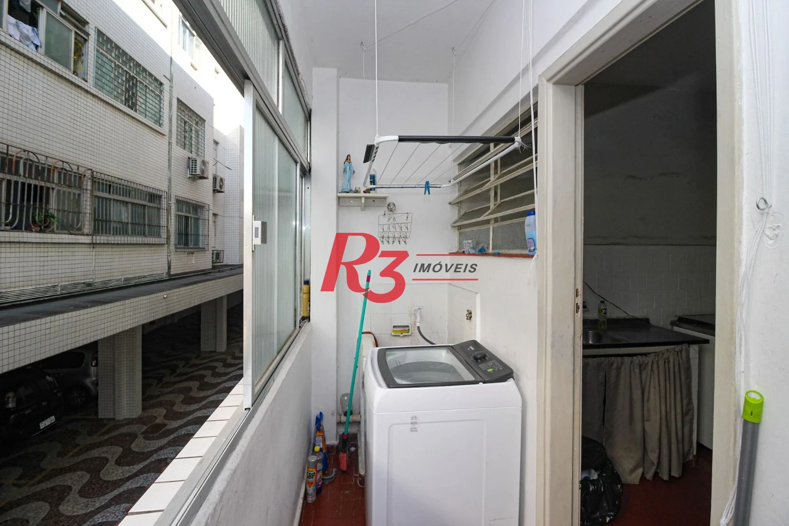 Apartamento com 2 dormitórios à venda, 84 m² por R$ 405.000,00 - Encruzilhada - Santos/SP