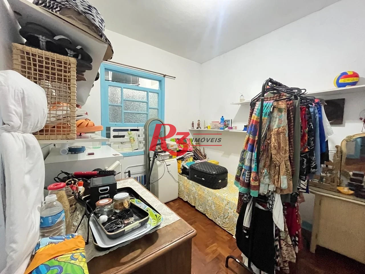 Apartamento com 3 dormitórios à venda, 93 m² por R$ 420.000,00 - Pompéia - Santos/SP