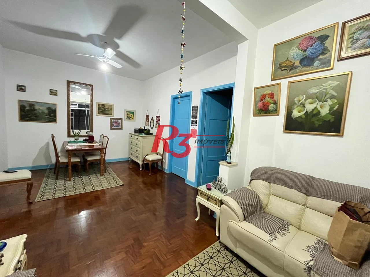 Apartamento com 3 dormitórios à venda, 93 m² por R$ 420.000,00 - Pompéia - Santos/SP