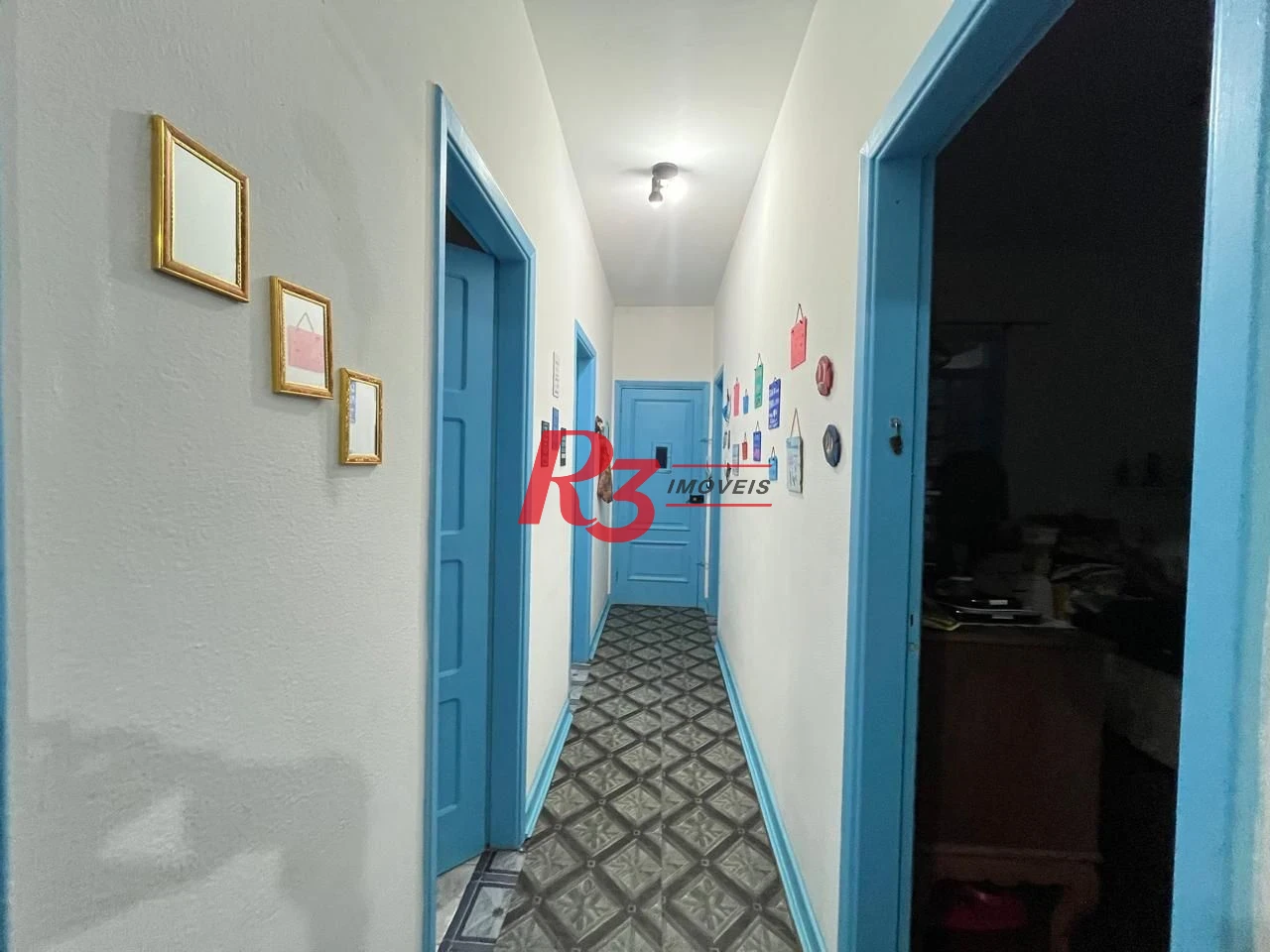 Apartamento com 3 dormitórios à venda, 93 m² por R$ 420.000,00 - Pompéia - Santos/SP