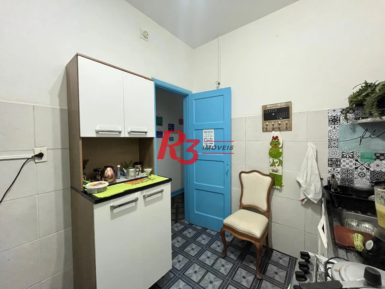 Apartamento com 3 dormitórios à venda, 93 m² por R$ 420.000,00 - Pompéia - Santos/SP