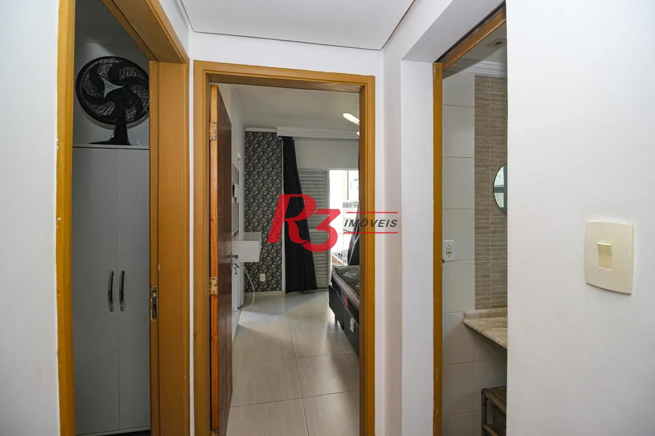 Apartamento com 2 dormitórios à venda, 70 m² por R$ 380.000,00 - Vila Belmiro - Santos/SP