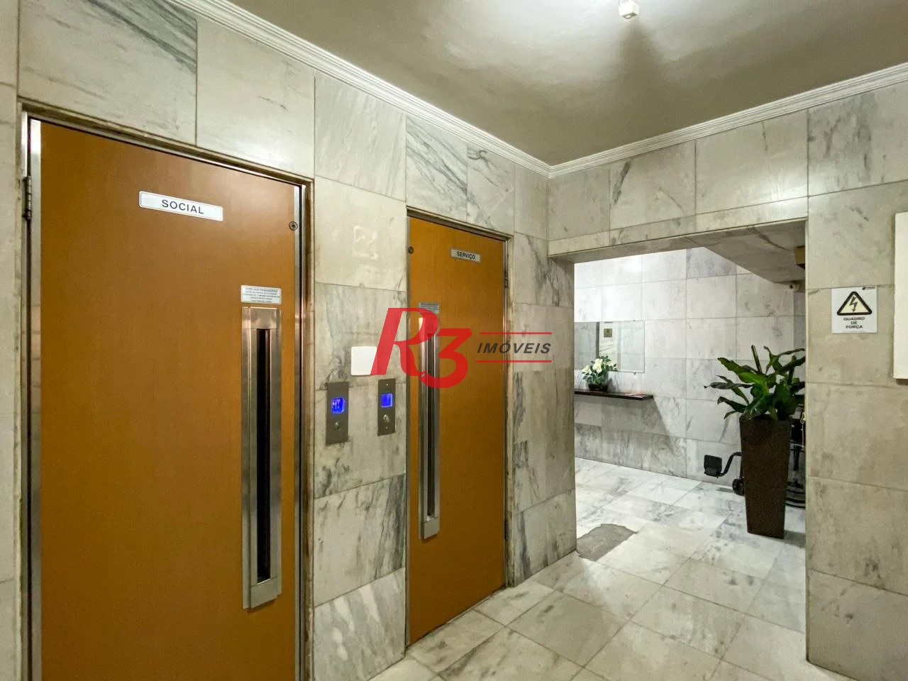 Apartamento com 2 dormitórios à venda, 70 m² por R$ 380.000,00 - Vila Belmiro - Santos/SP