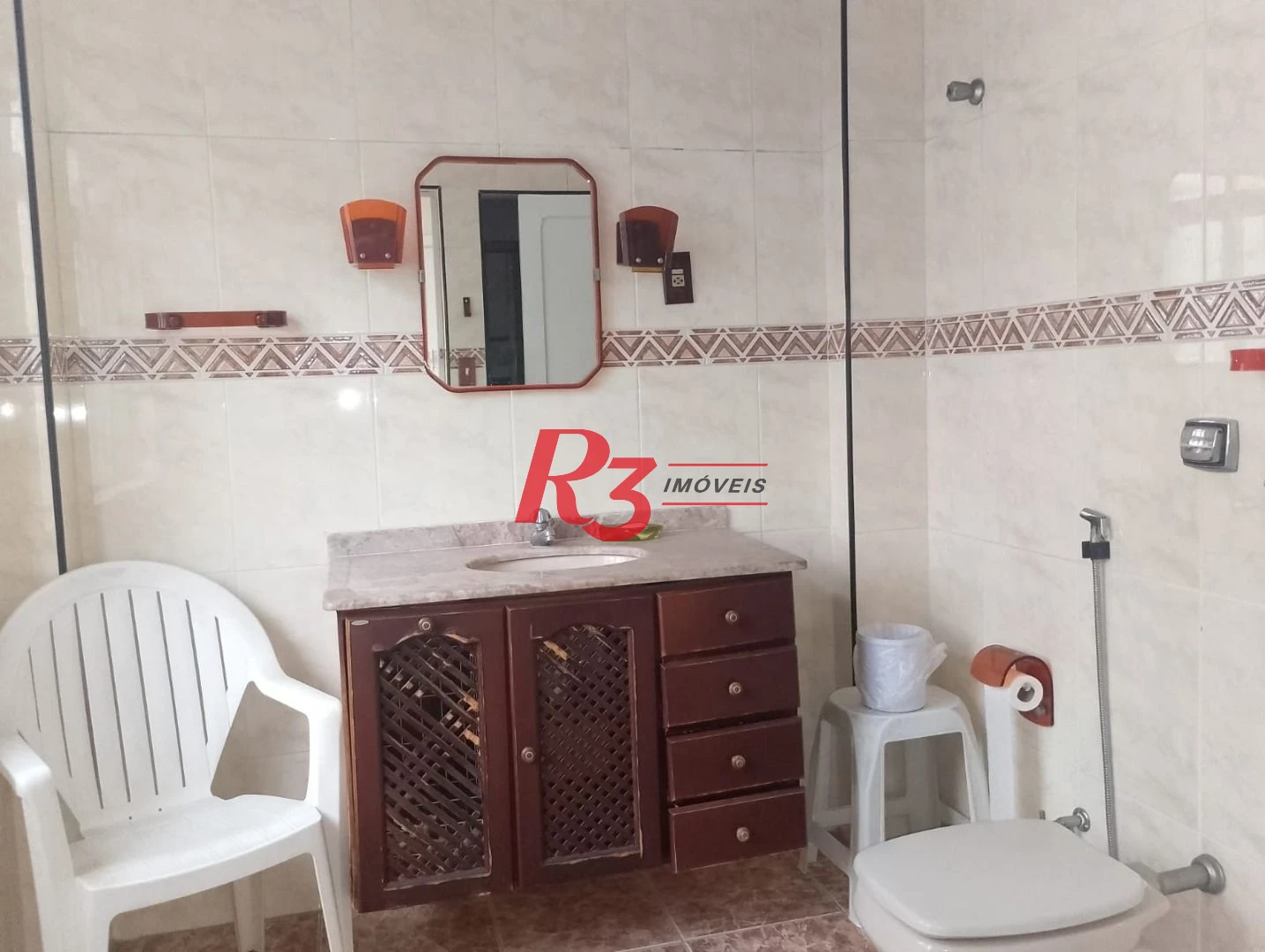 Apartamento com 3 dormitórios à venda, 189 m² por R$ 660.000,00 - Gonzaga - Santos/SP