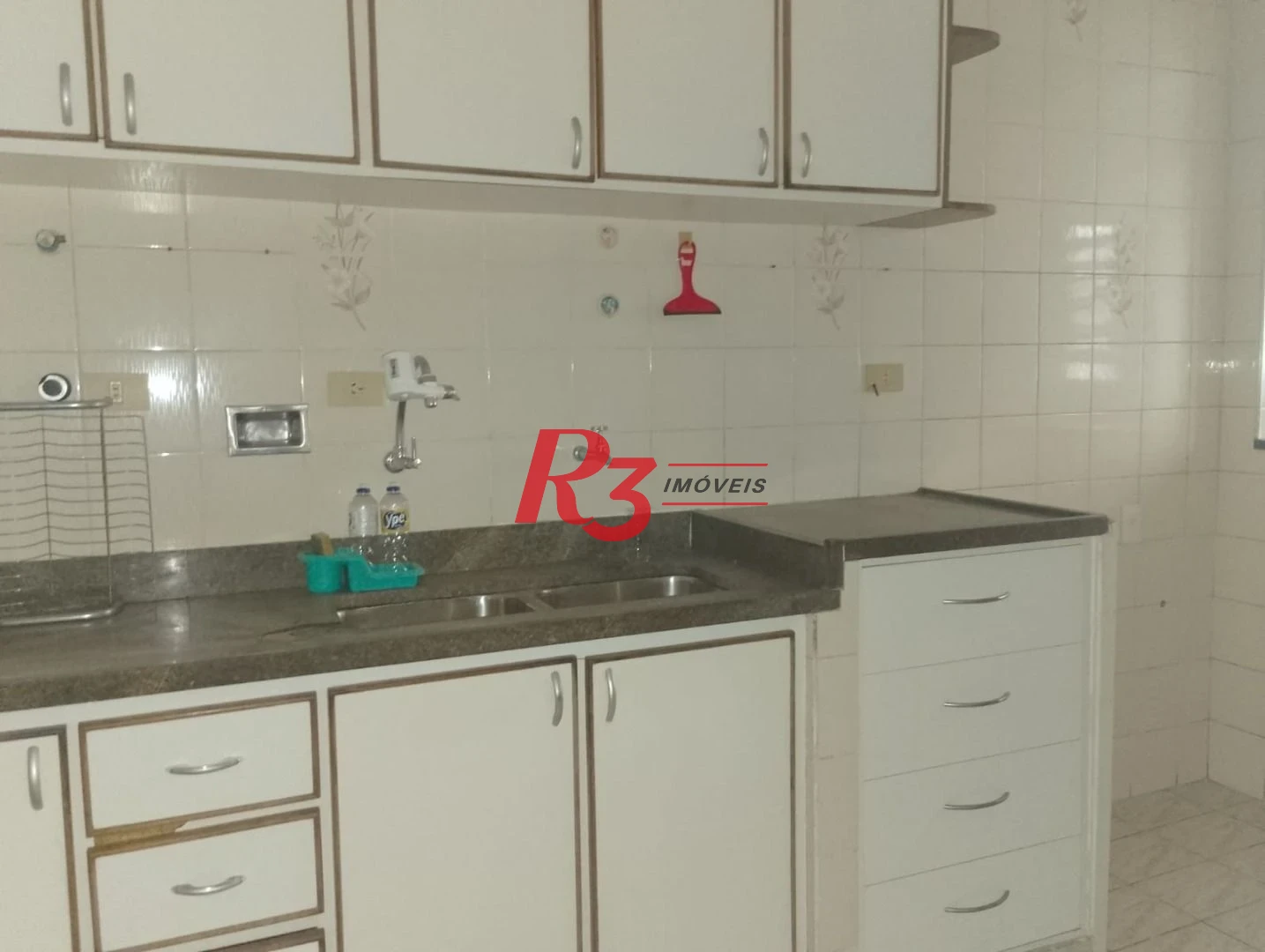 Apartamento com 3 dormitórios à venda, 189 m² por R$ 660.000,00 - Gonzaga - Santos/SP