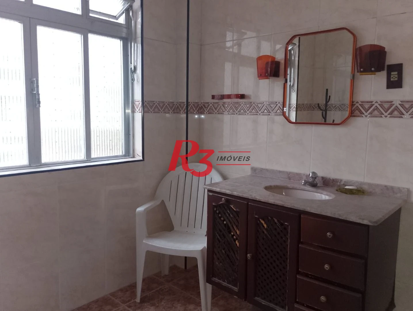 Apartamento com 3 dormitórios à venda, 189 m² por R$ 660.000,00 - Gonzaga - Santos/SP