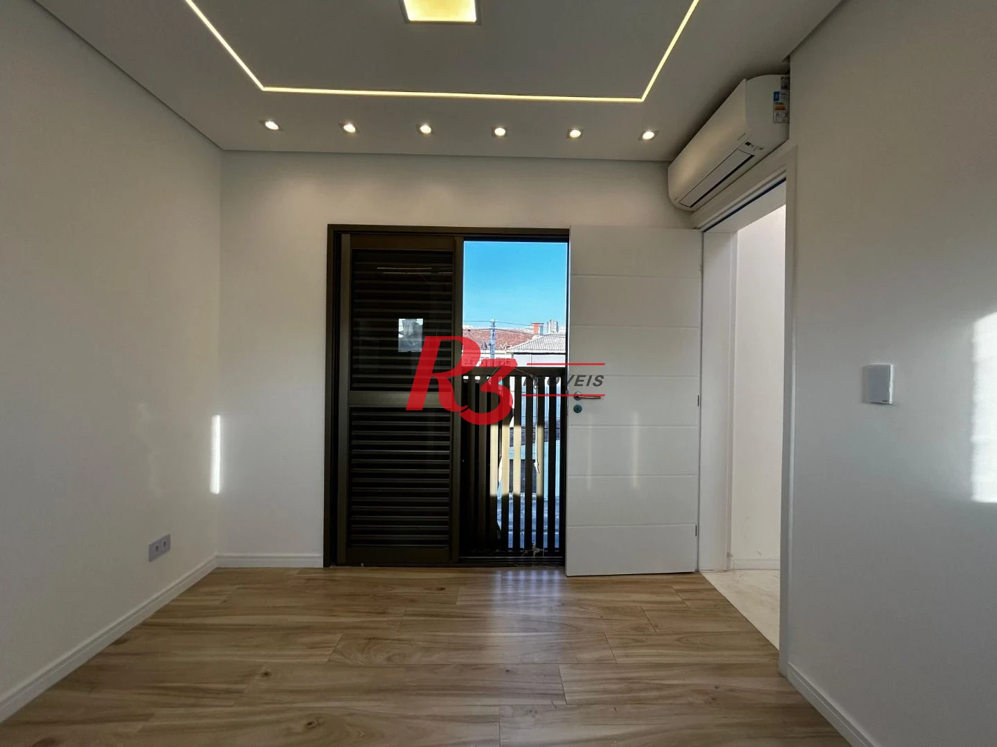 Casa com 4 dormitórios, 250 m² - venda por R$ 4.000.000,00 ou aluguel por R$ 20.430,00/mês - Campo Grande - Santos/SP