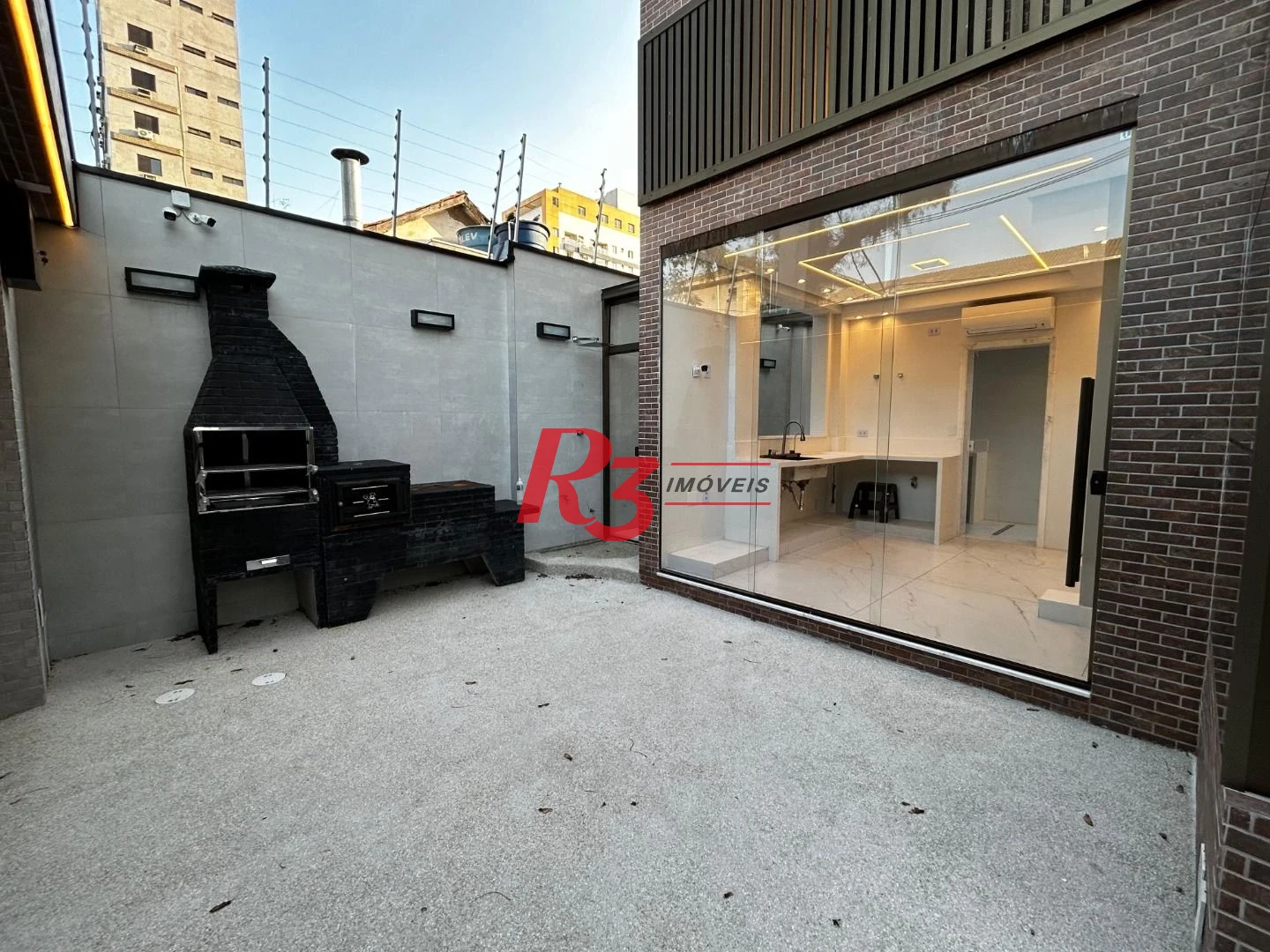Casa com 4 dormitórios, 250 m² - venda por R$ 4.000.000,00 ou aluguel por R$ 20.430,00/mês - Campo Grande - Santos/SP