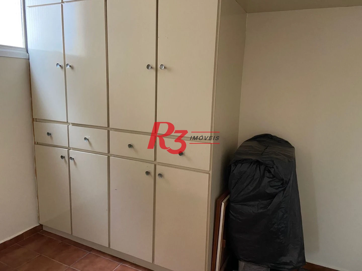 Apartamento com 3 dormitórios à venda, 170 m² por R$ 800.000,00 - Embaré - Santos/SP