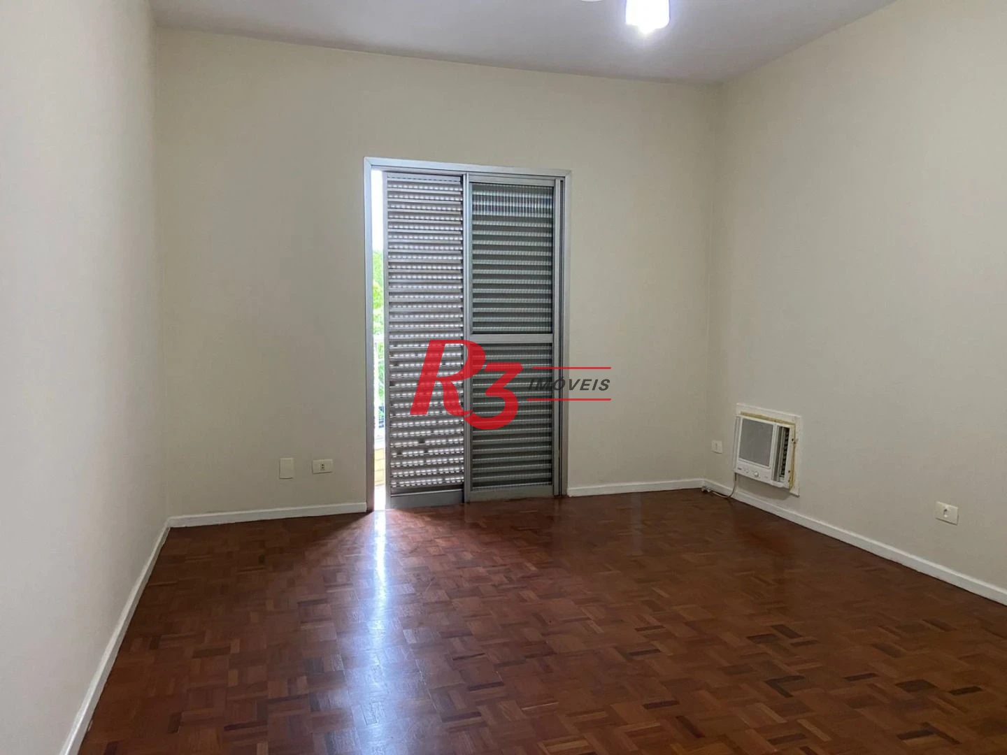 Apartamento com 3 dormitórios à venda, 170 m² por R$ 800.000,00 - Embaré - Santos/SP