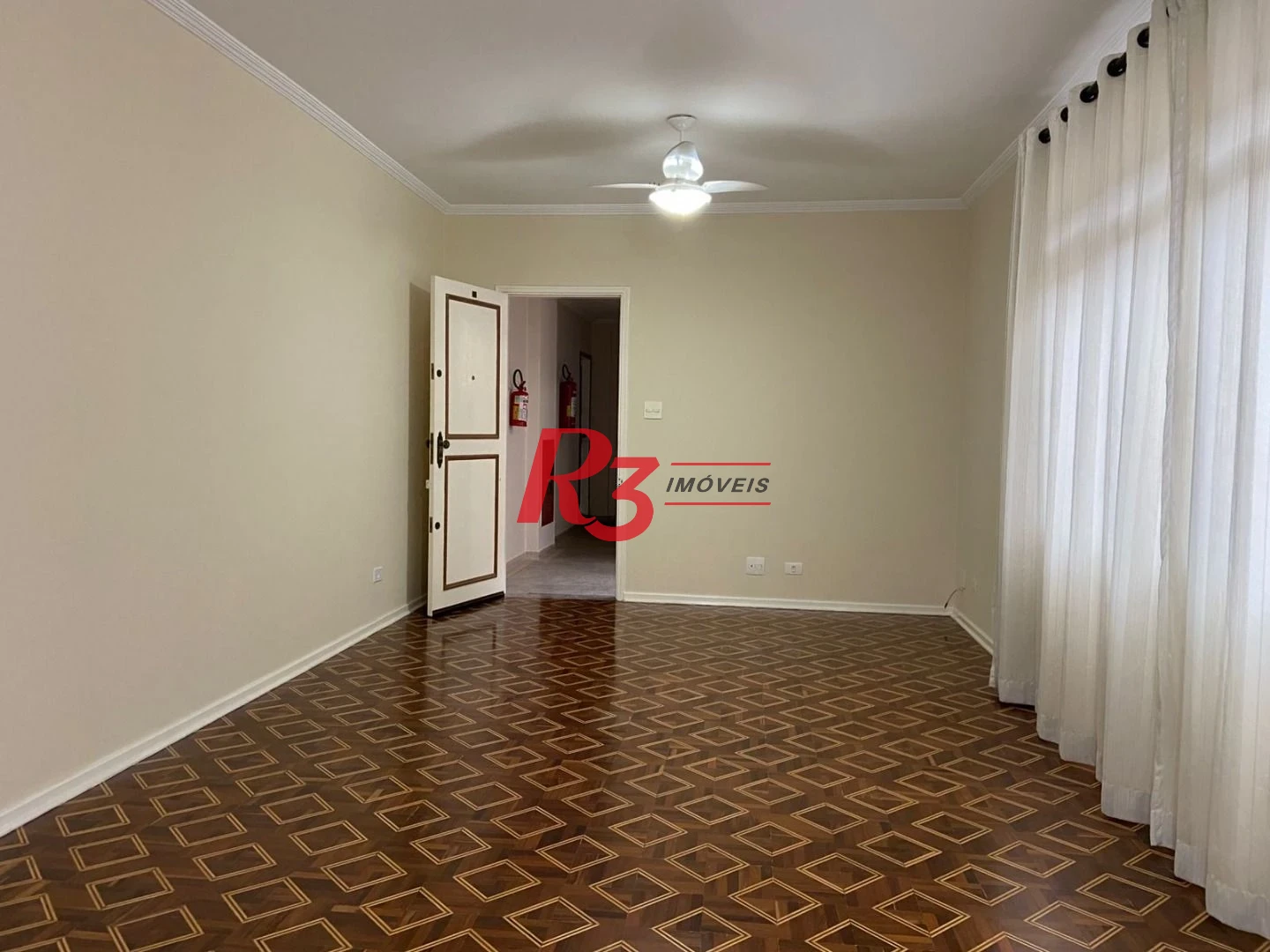 Apartamento com 3 dormitórios à venda, 170 m² por R$ 800.000,00 - Embaré - Santos/SP