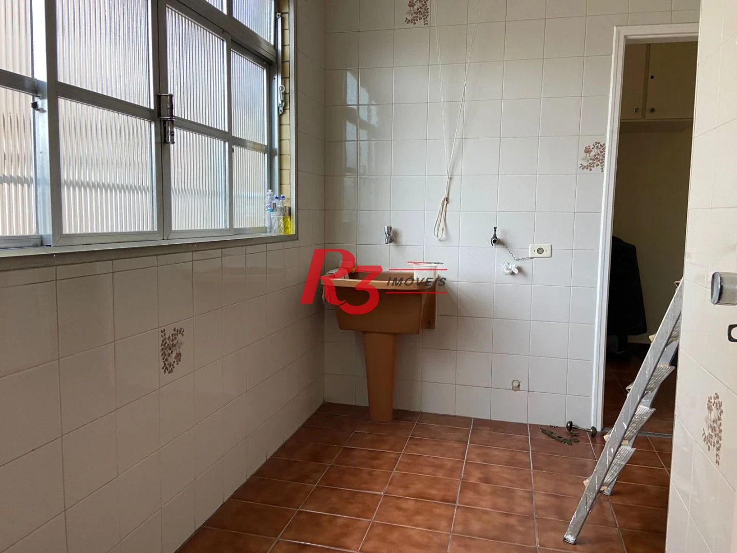 Apartamento com 3 dormitórios à venda, 170 m² por R$ 800.000,00 - Embaré - Santos/SP
