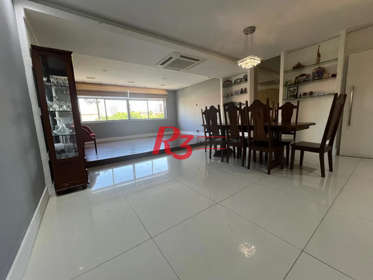 Apartamento com 3 dormitórios à venda, 168 m² por R$ 1.200.000,00 - Embaré - Santos/SP