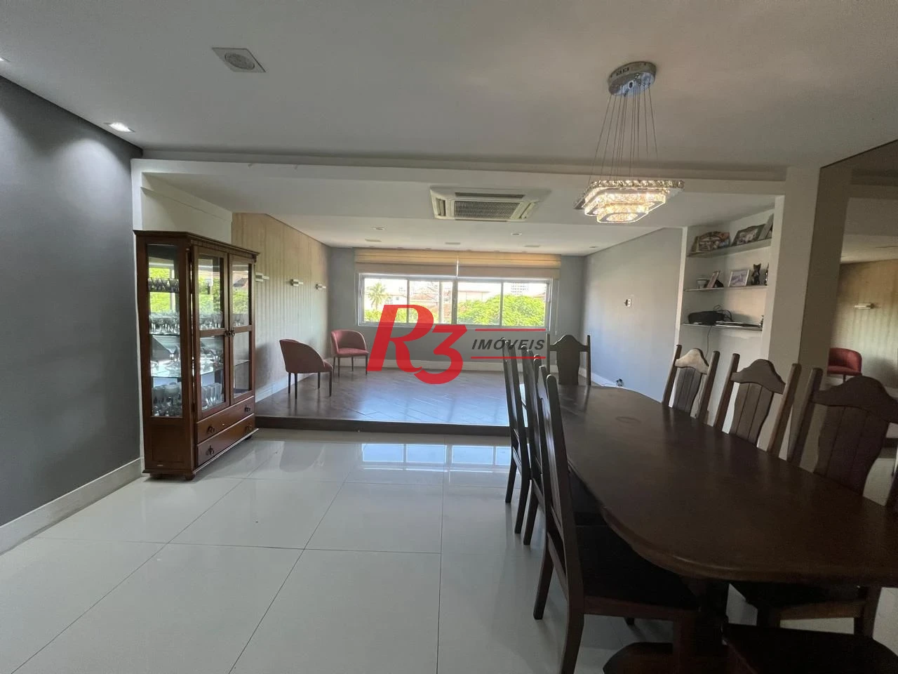 Apartamento com 3 dormitórios à venda, 168 m² por R$ 1.200.000,00 - Embaré - Santos/SP