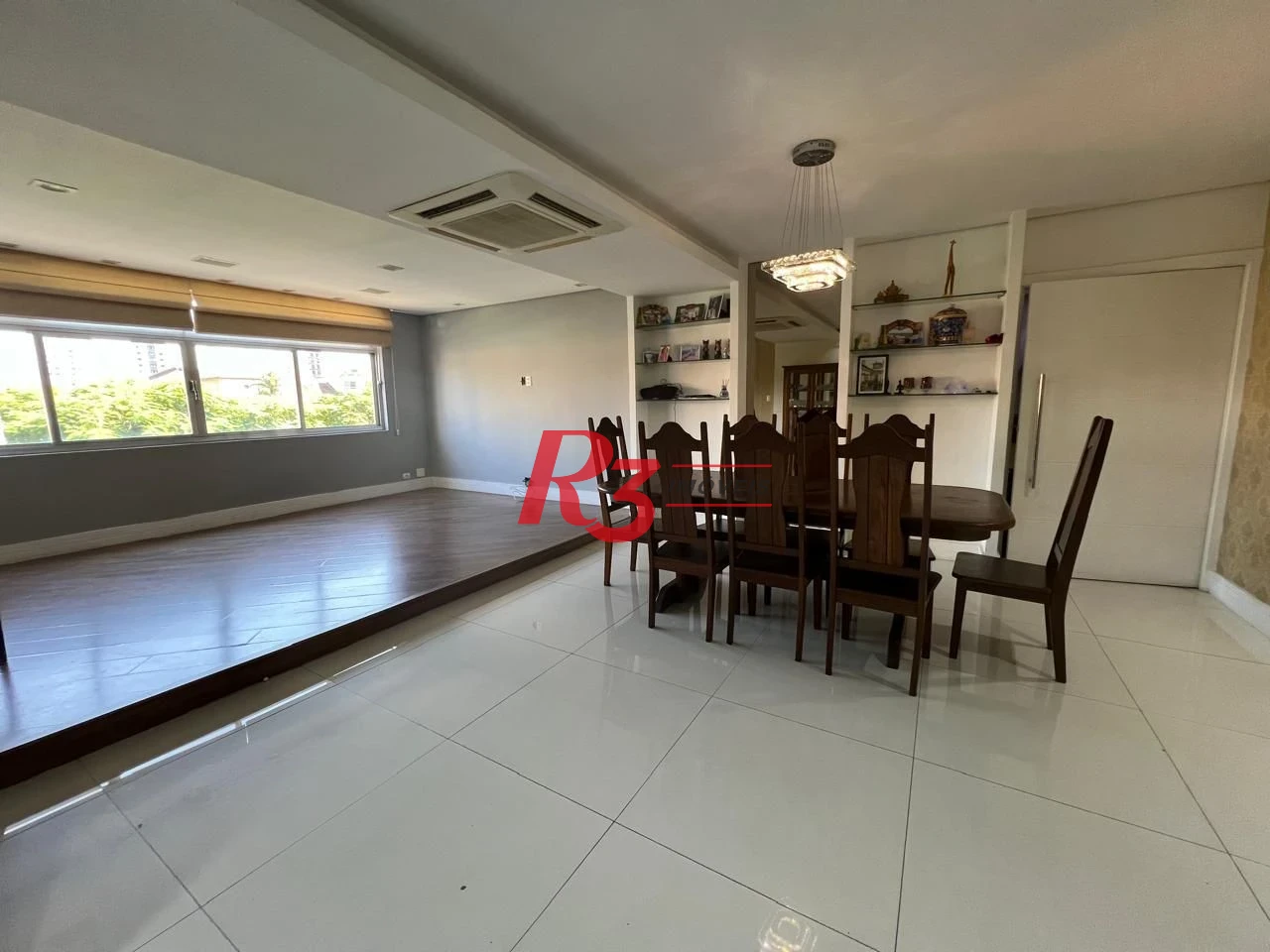 Apartamento com 3 dormitórios à venda, 168 m² por R$ 1.200.000,00 - Embaré - Santos/SP