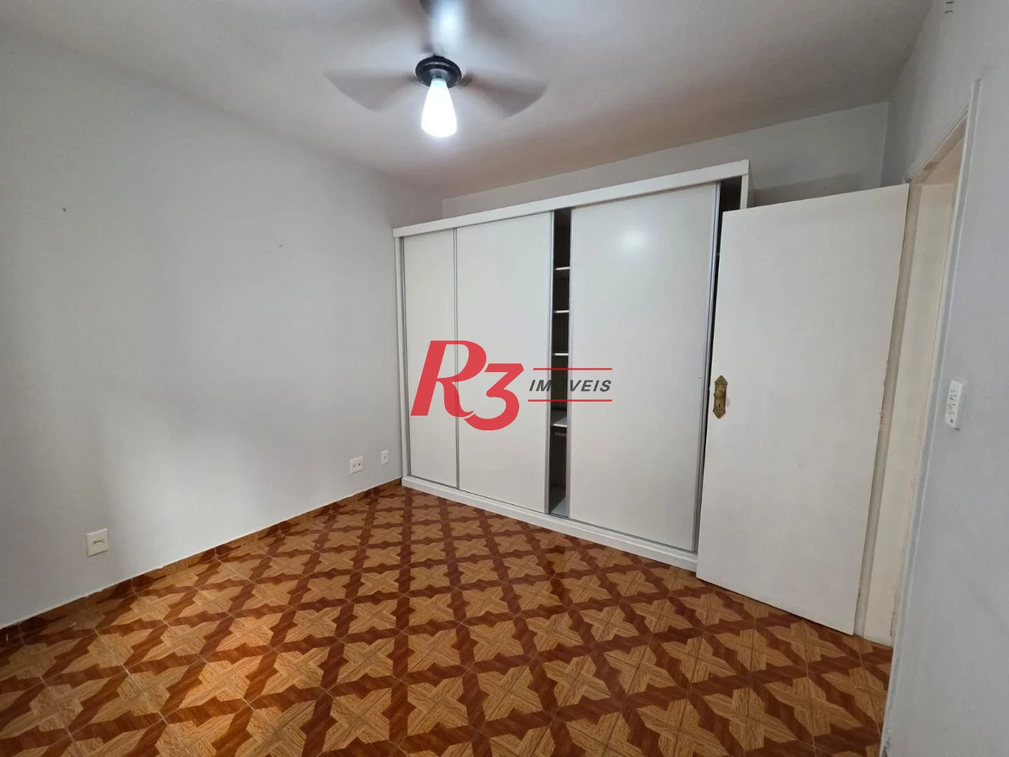 Apartamento com 2 dormitórios à venda, 109 m² por R$ 730.000,00 - Aparecida - Santos/SP