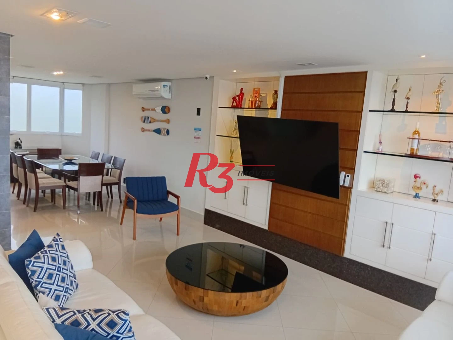 Cobertura com 4 dormitórios à venda, 255 m² por R$ 3.180.000,00 - Balneário Mar Casado - Guarujá/SP