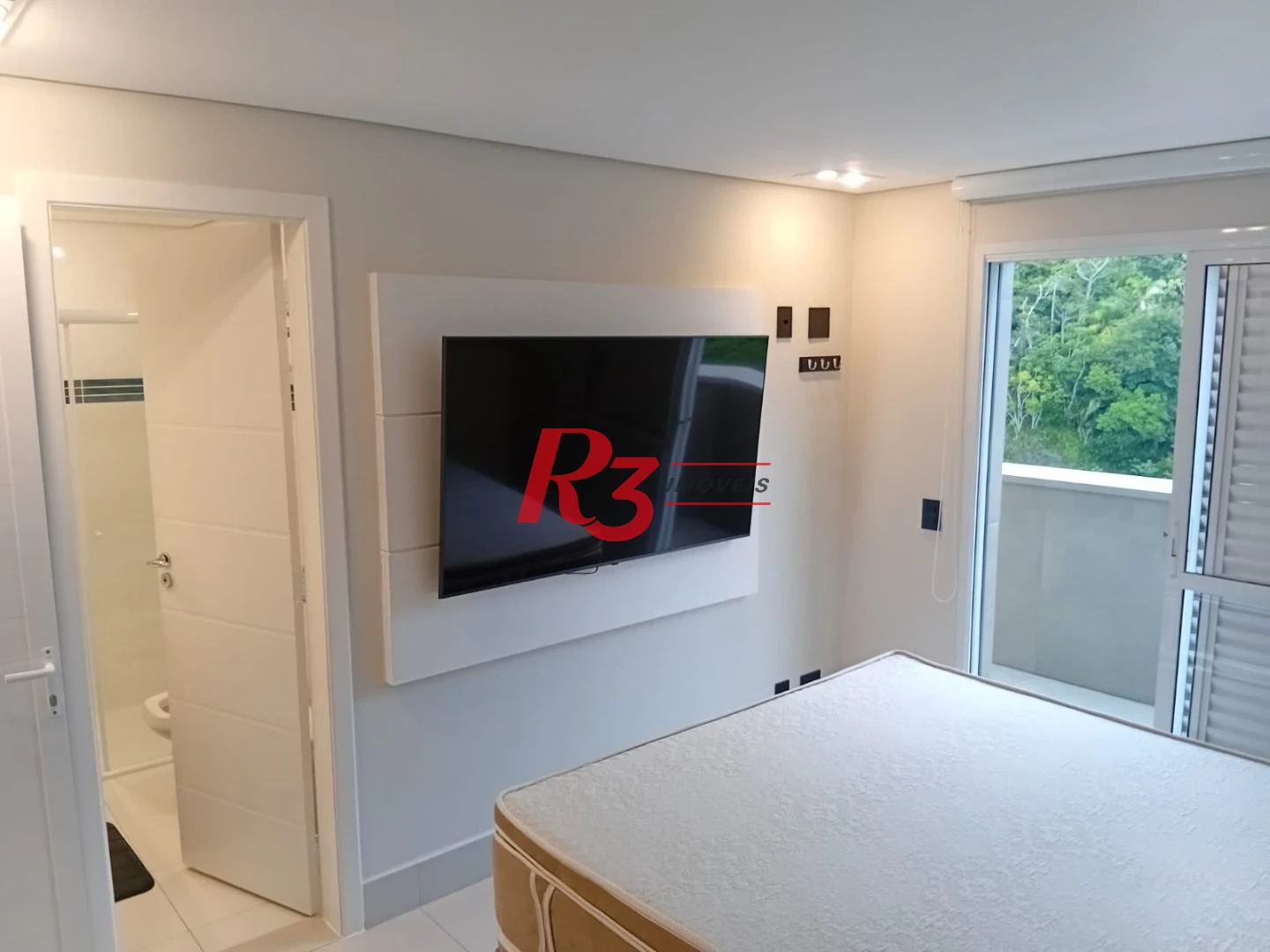 Cobertura com 4 dormitórios à venda, 255 m² por R$ 3.180.000,00 - Balneário Mar Casado - Guarujá/SP