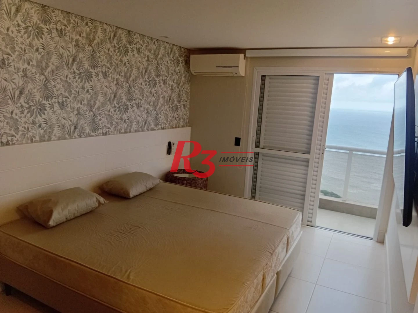 Cobertura com 4 dormitórios à venda, 255 m² por R$ 3.180.000,00 - Balneário Mar Casado - Guarujá/SP