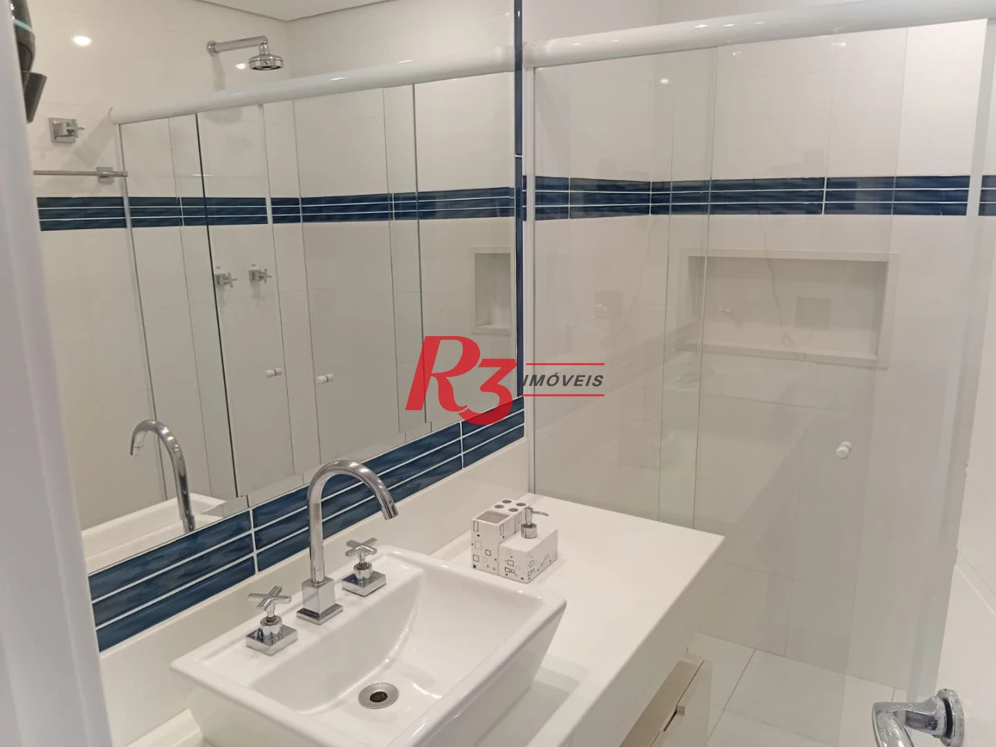 Cobertura com 4 dormitórios à venda, 255 m² por R$ 3.180.000,00 - Balneário Mar Casado - Guarujá/SP