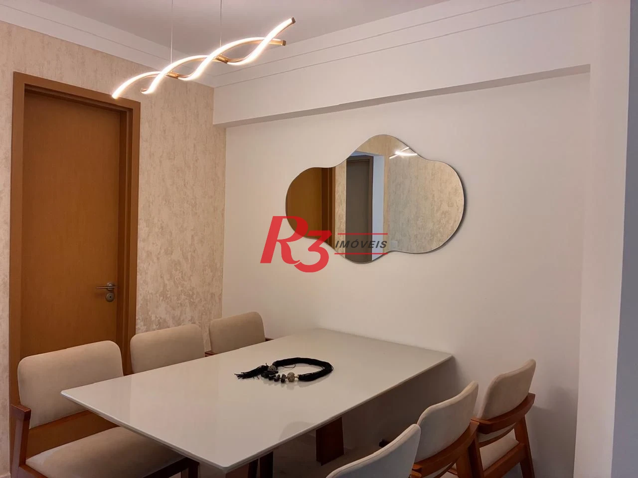 Apartamento com 3 dormitórios à venda, 101 m² por R$ 2.000.000,00 - Gonzaga - Santos/SP